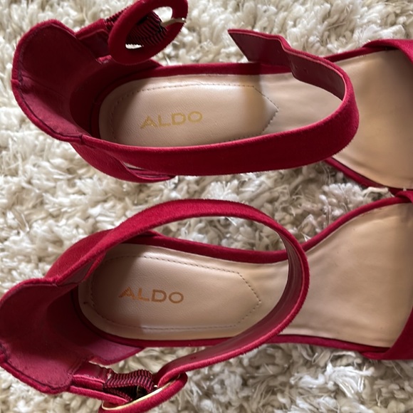 Aldo Red Heels - Picture 7 of 8